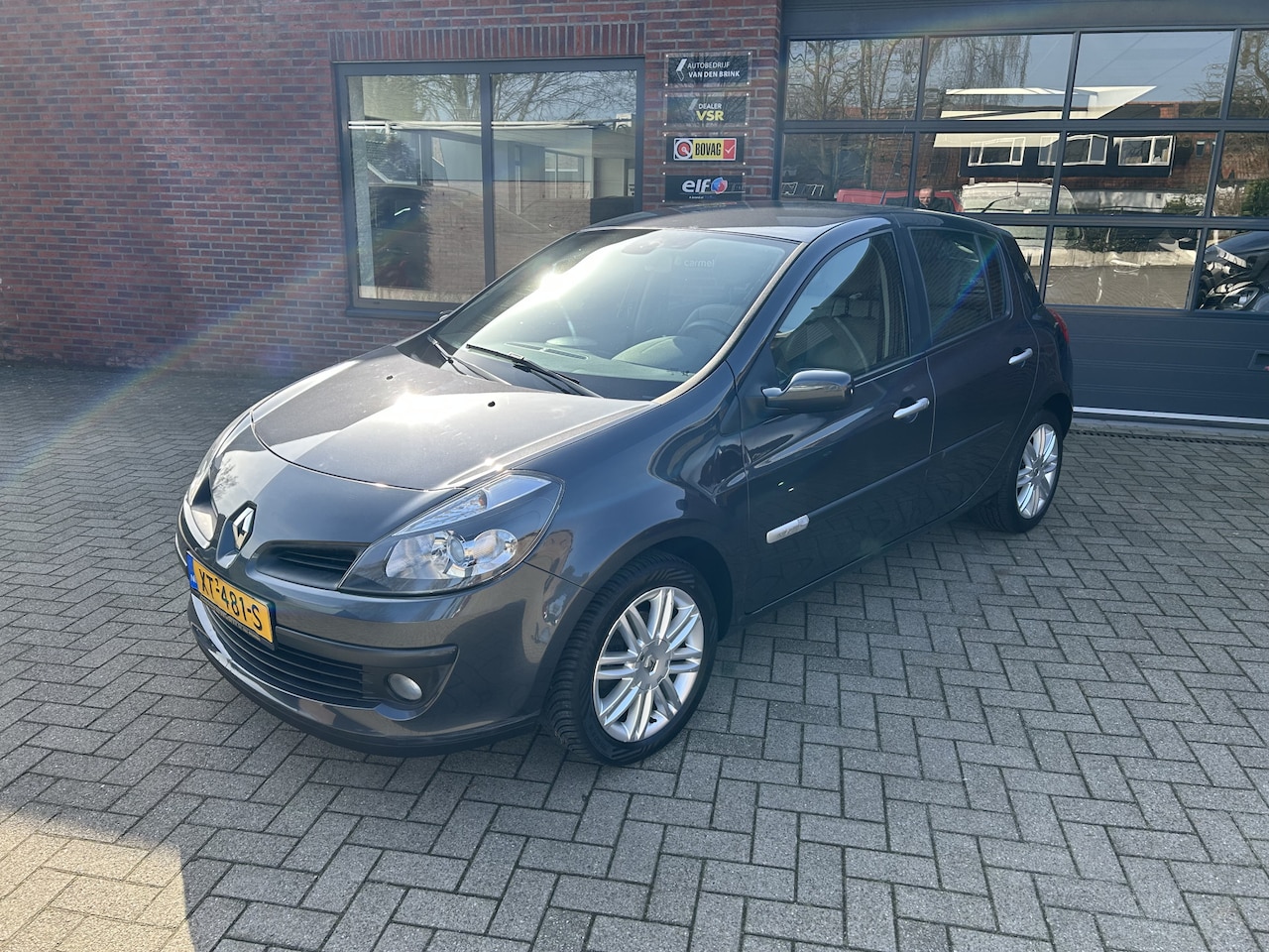 Renault Clio - 1.2 TCE Initiale - AutoWereld.nl