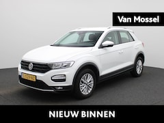 Volkswagen T-Roc - 1.0 TSI Style Business | ACC | Parkeersensoren V + A | Apple Carplay/Android Auto | Airco