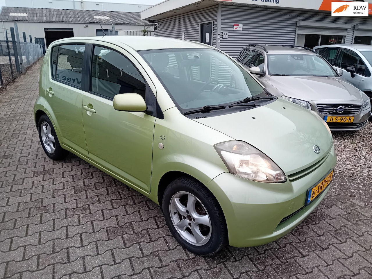 Daihatsu Sirion 2 - 1.3-16V Comfort AIRCO NIEUWE APK! - AutoWereld.nl