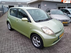 Daihatsu Sirion 2 - 1.3-16V Comfort BJ 2006 AIRCO NIEUWE APK