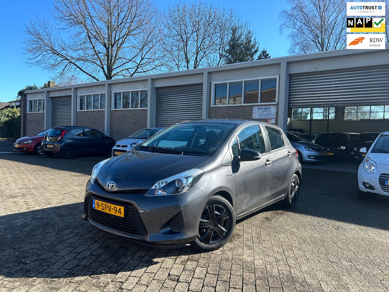 Toyota Yaris - 1.5 Full Hybrid Comfort Cliamte/ Dealer onderhouden! NAP! - AutoWereld.nl
