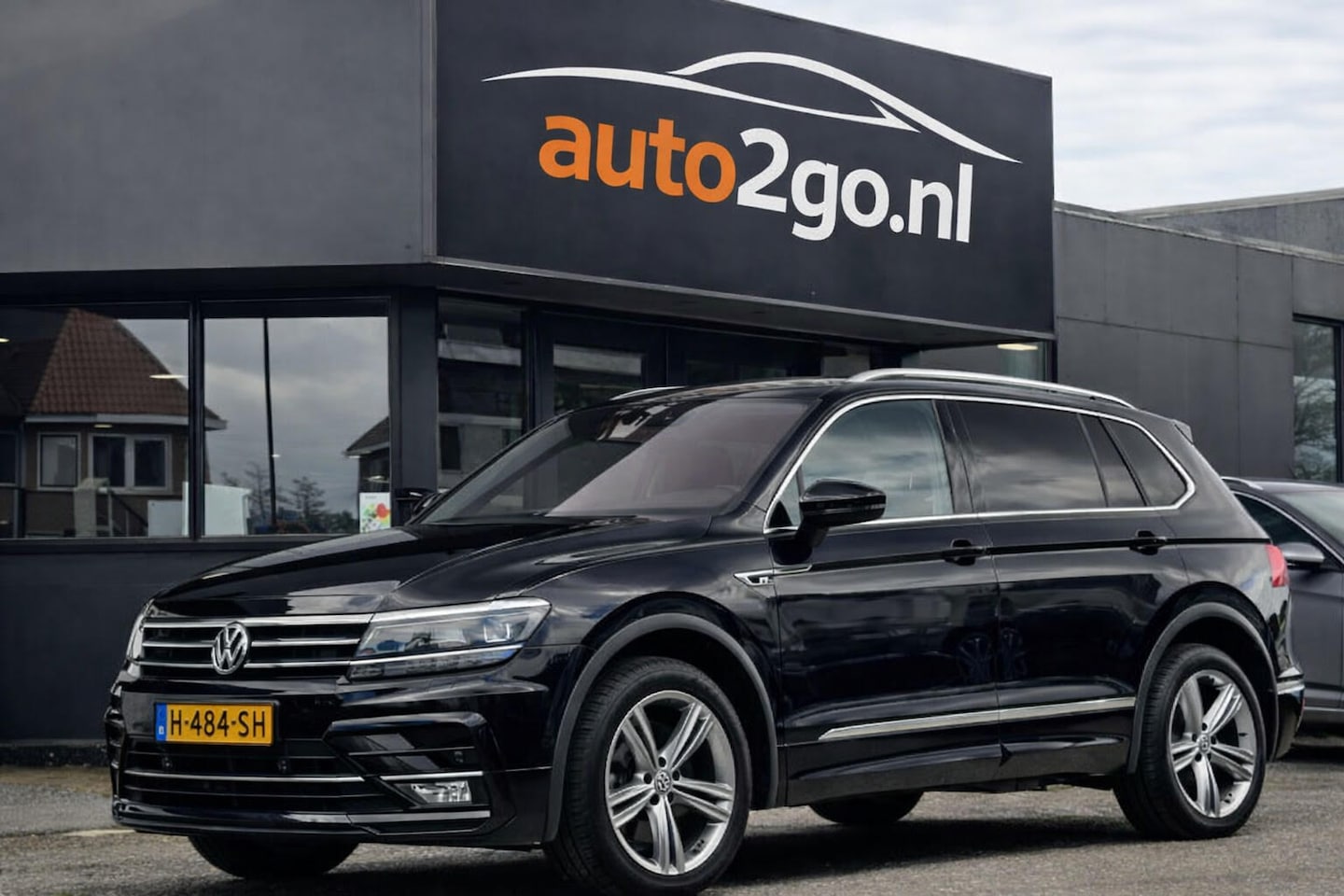 Volkswagen Tiguan Allspace - 1.5 TSI AUT7 R-LINE HIGHLINE NAVI CAMERA DIGI-DASH APPLE-CARPLAY LED LMV PDC - AutoWereld.nl