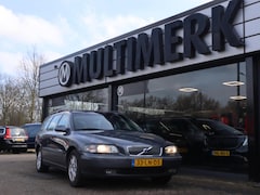 Volvo V70 - 2.4 Comfort Line Loop of Sloop