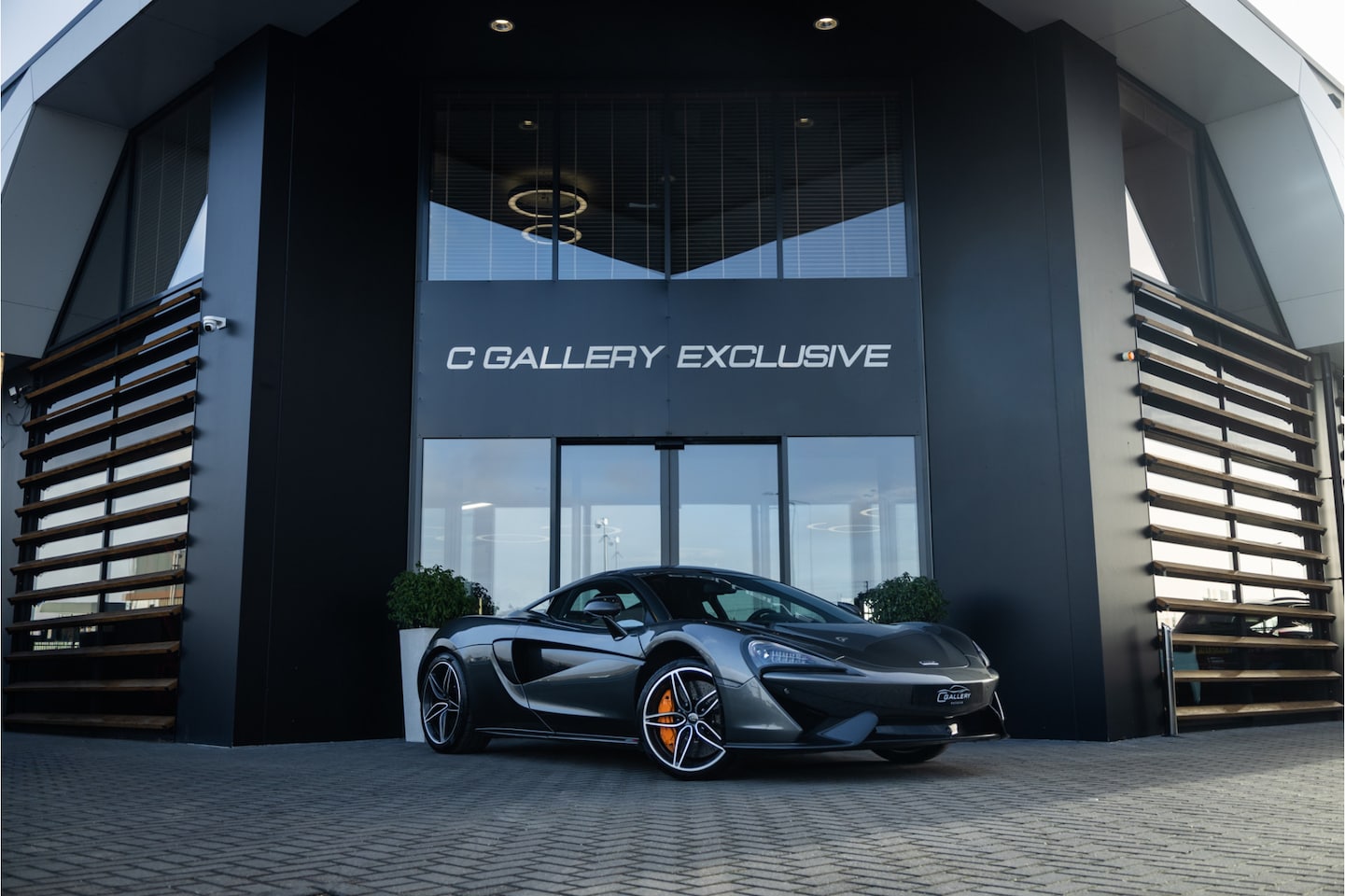 McLaren 570S - - Origineel NL | Alcantara | Lift | Camera - AutoWereld.nl