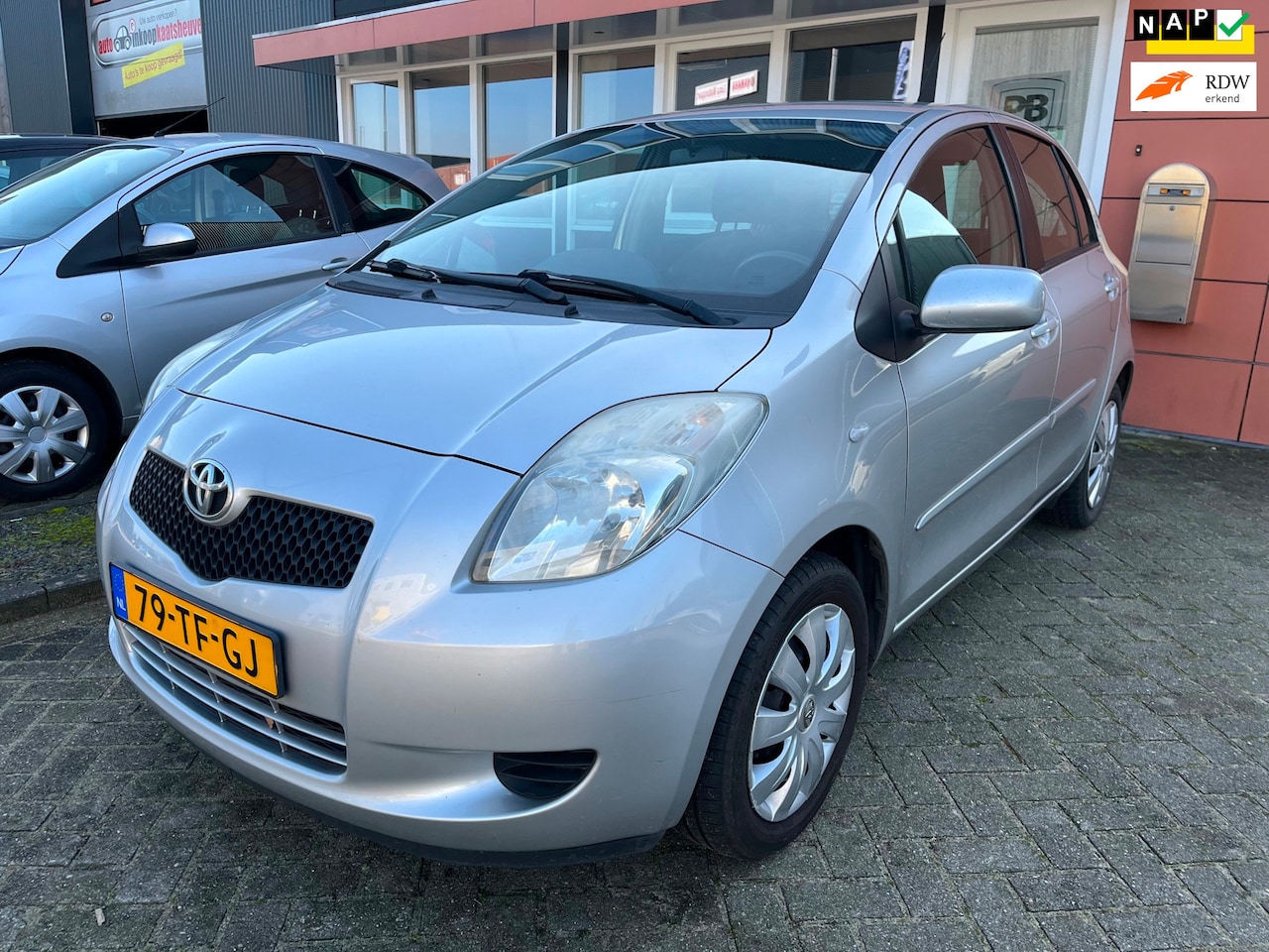 Toyota Yaris - 1.3 VVTi Sol nette auto airco - AutoWereld.nl