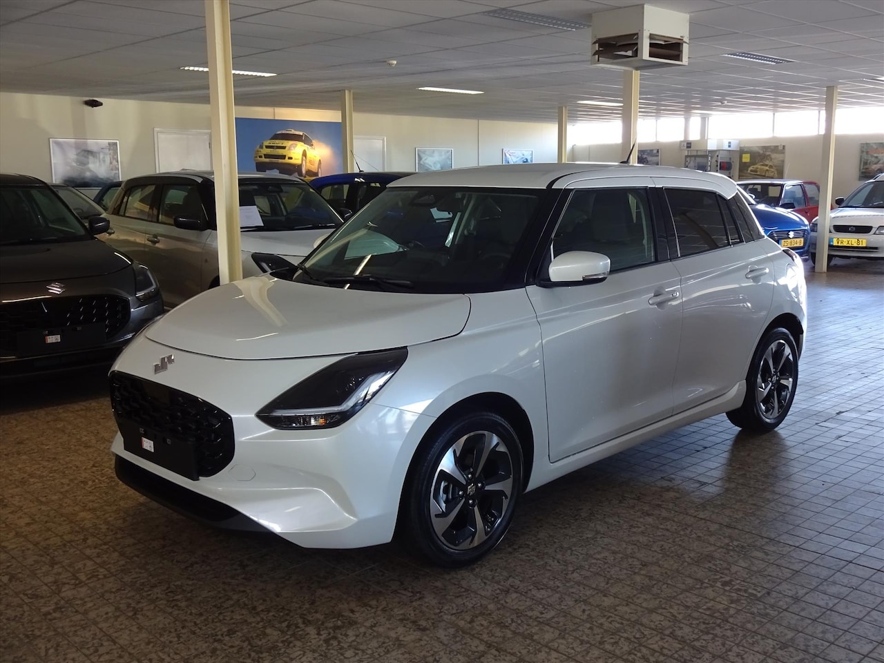 Suzuki Swift - 1.2 Smart Hybrid Style, nu met voorraadkorting! - AutoWereld.nl