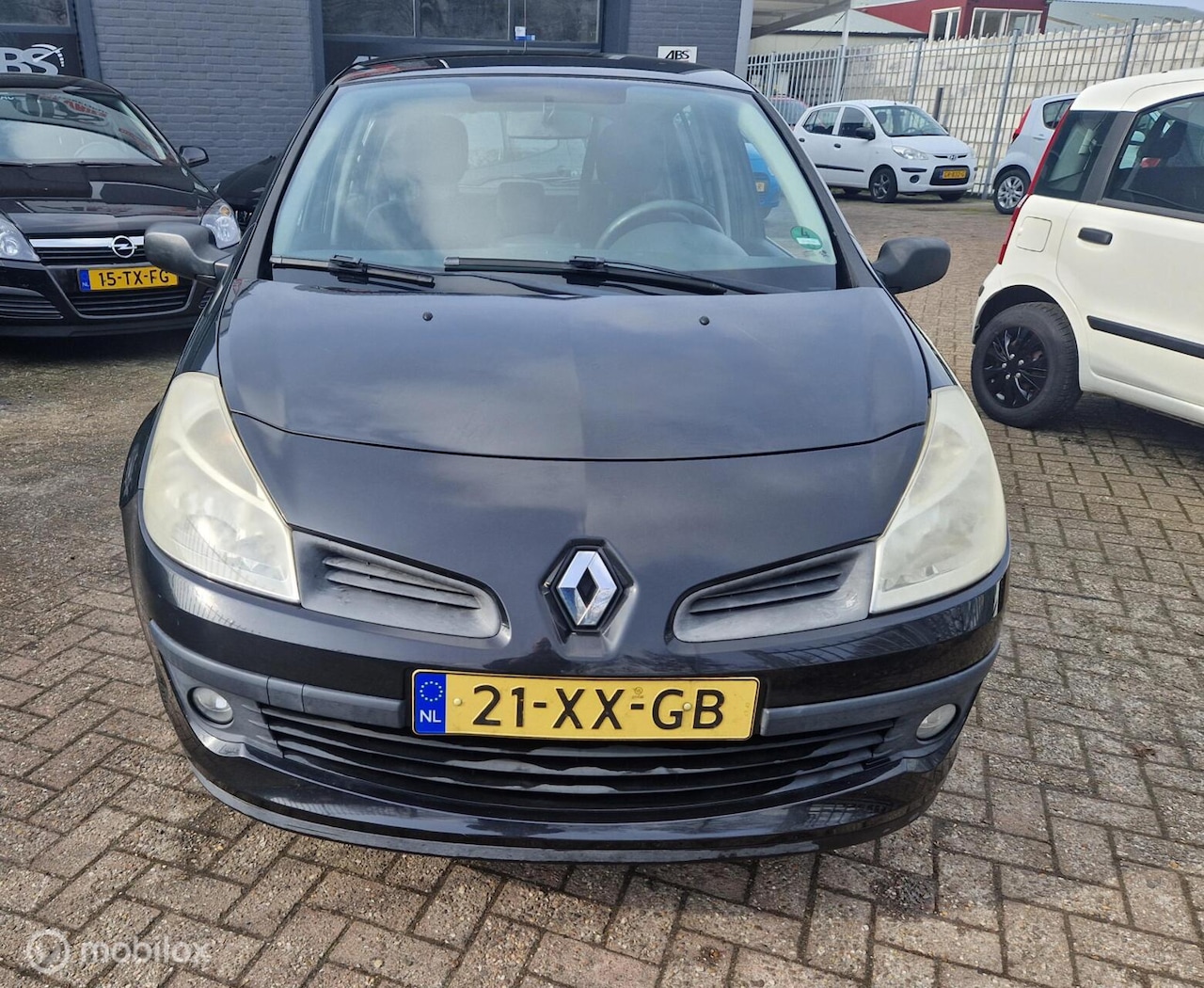 Renault Clio - 1.2-16V Business Line AIRCO APK APRIL 2027 - AutoWereld.nl
