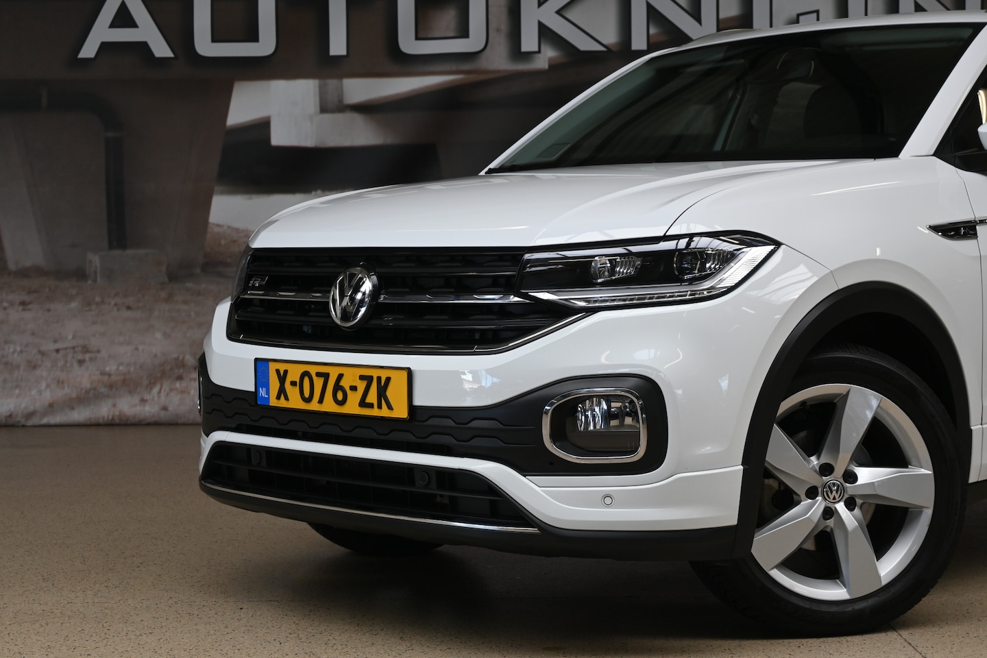 Volkswagen T-Cross - 1.0 TSI 115pk Style Business R / R-Line | Camera | Digital Cockpit | 100% (Dealer) onderho - AutoWereld.nl