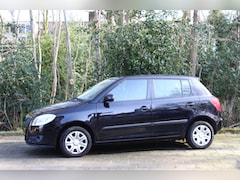 Skoda Fabia - 1.4-16V Ambiente Airco cruise controle APK nieuw