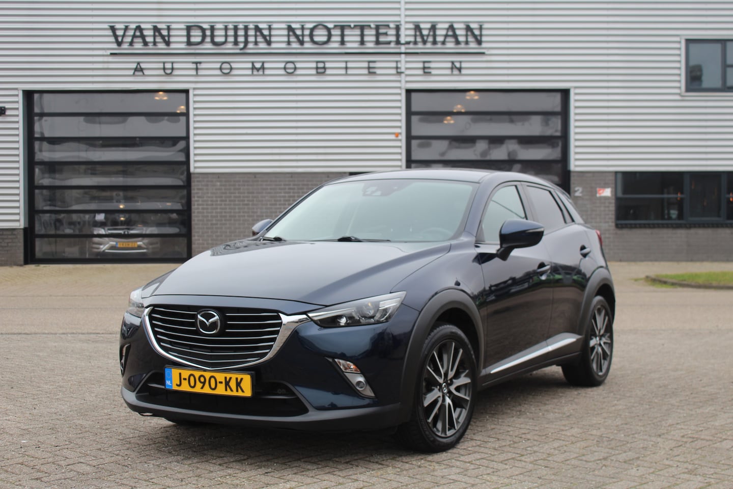 Mazda CX-3 - 2.0 SkyActiv-G 150 GT-M 4WD / HUD / Keyless / Leer - AutoWereld.nl