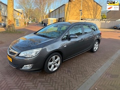 Opel Astra Sports Tourer - Eerste eigenaar / Nieuw APK / Zeer mooie en nette auto