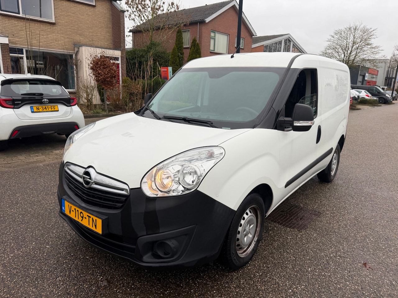 Opel Combo - 1.3 CDTi L1H1 Edition 1.3 CDTi L1H1 Edition - AutoWereld.nl