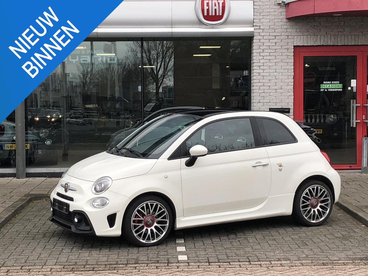 Abarth 500 - 1.4 T-Jet Abarth 595 145PK NAVI|AIRCO|PDC|BLUETOOTH|PDC|17" - AutoWereld.nl