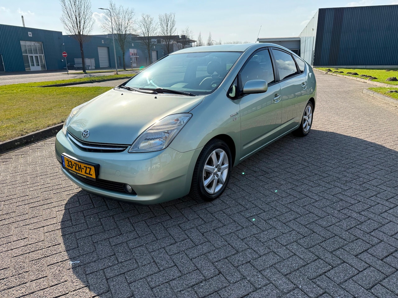 Toyota Prius - 1.5 VVT-i Tech Edition Eerste eigenaar - AutoWereld.nl