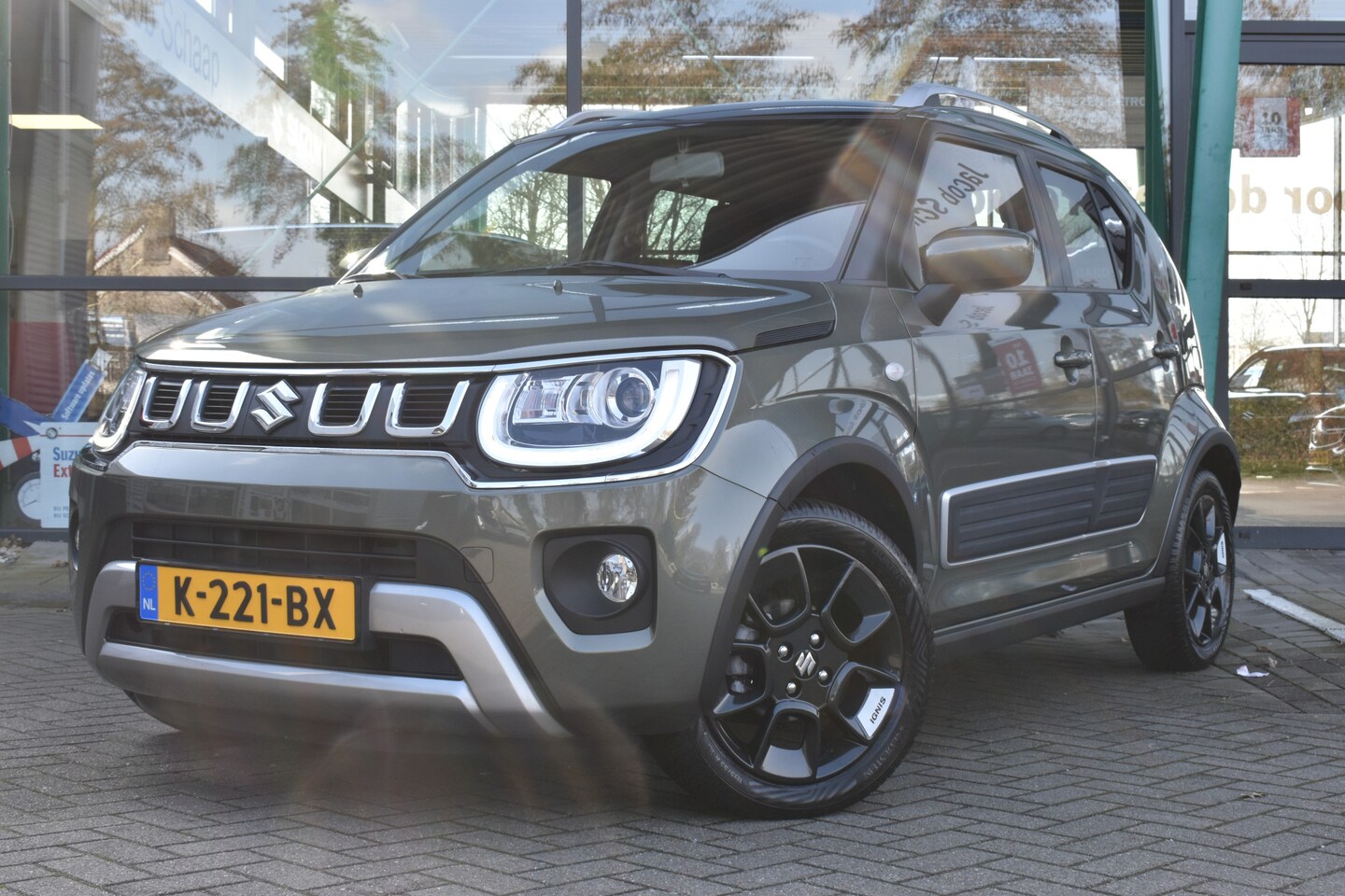 Suzuki Ignis - 1.2 Smart Hybrid Select CVT automaat 83pk | Airco | Achteruitrijcamera | Bluetooth | Voors - AutoWereld.nl