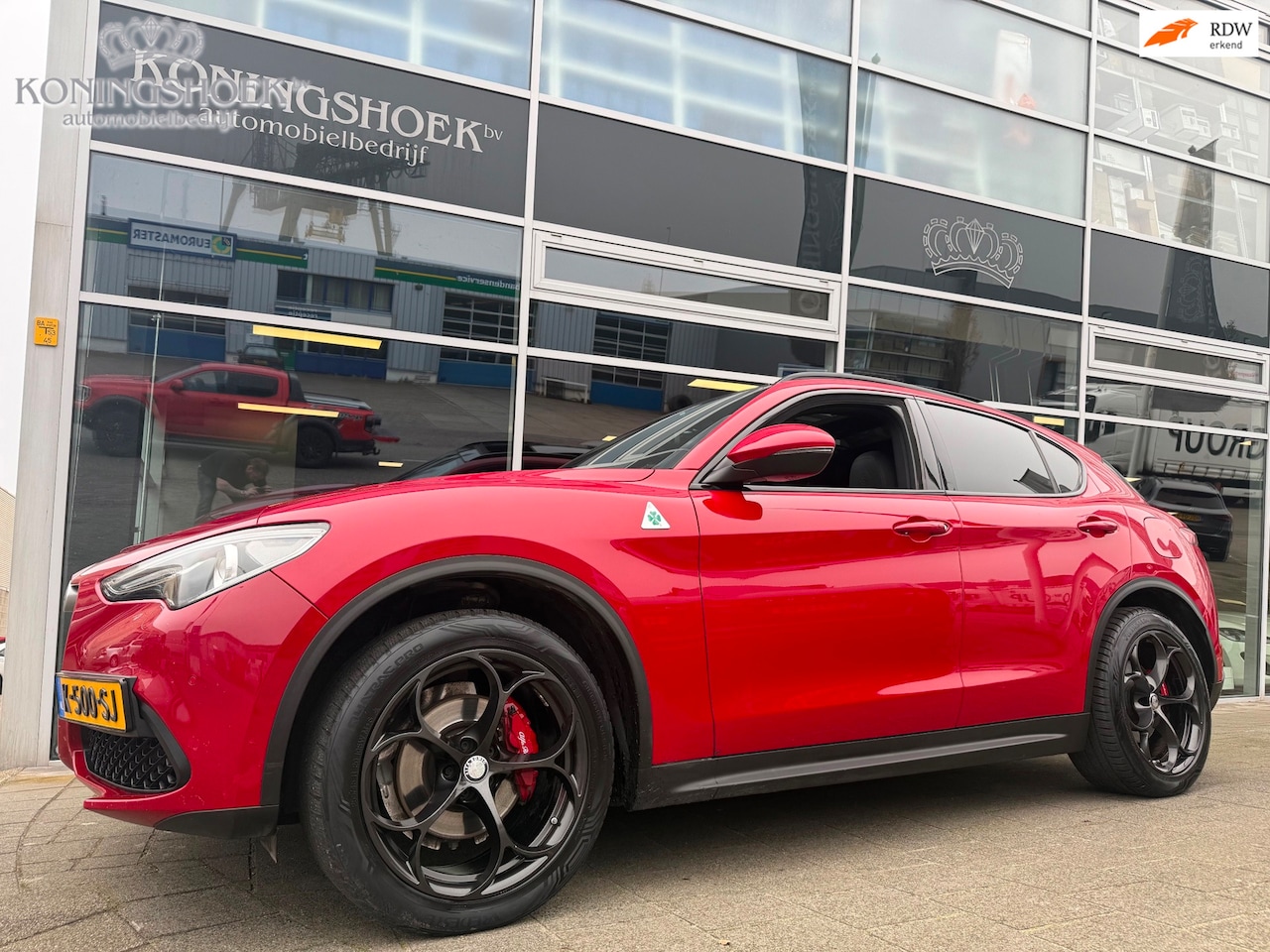 Alfa Romeo Stelvio - 2.0 T AWD First Edition 2.0 T AWD First Edition - AutoWereld.nl