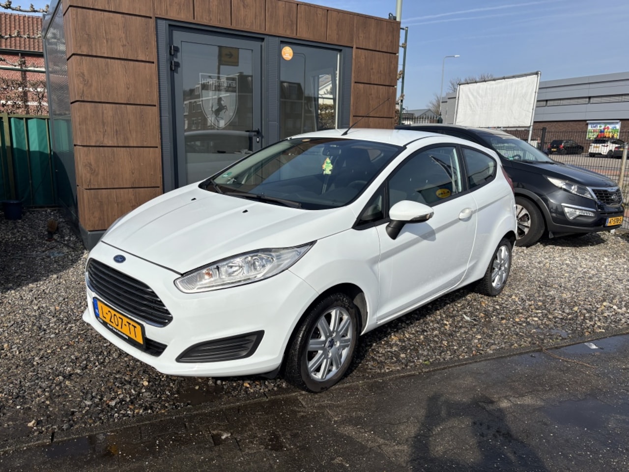Ford Fiesta - 1.25**BJ2015!! KOOPJE ** MEGADEAL - AutoWereld.nl