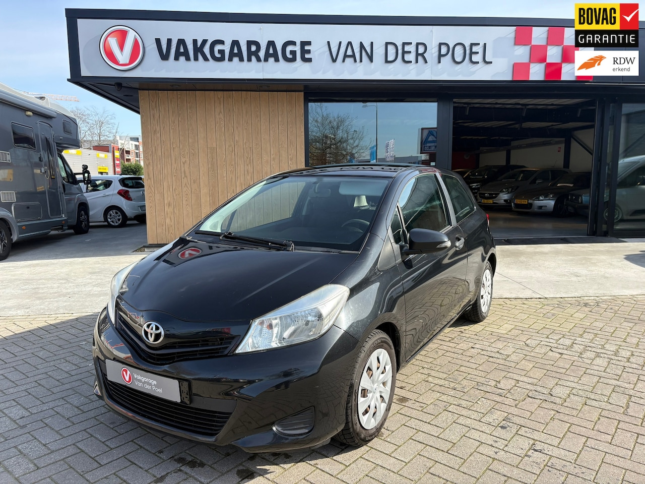 Toyota Yaris - 1.0 VVT-i Aspiration 1.0 VVT-i Aspiration - AutoWereld.nl