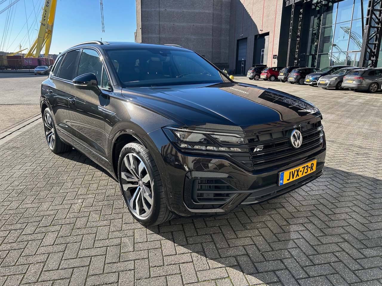 Volkswagen Touareg - 3.0 TSI R-Line TamarindBrown 360 cam pano trekhaak massage Night Vision luchtvering