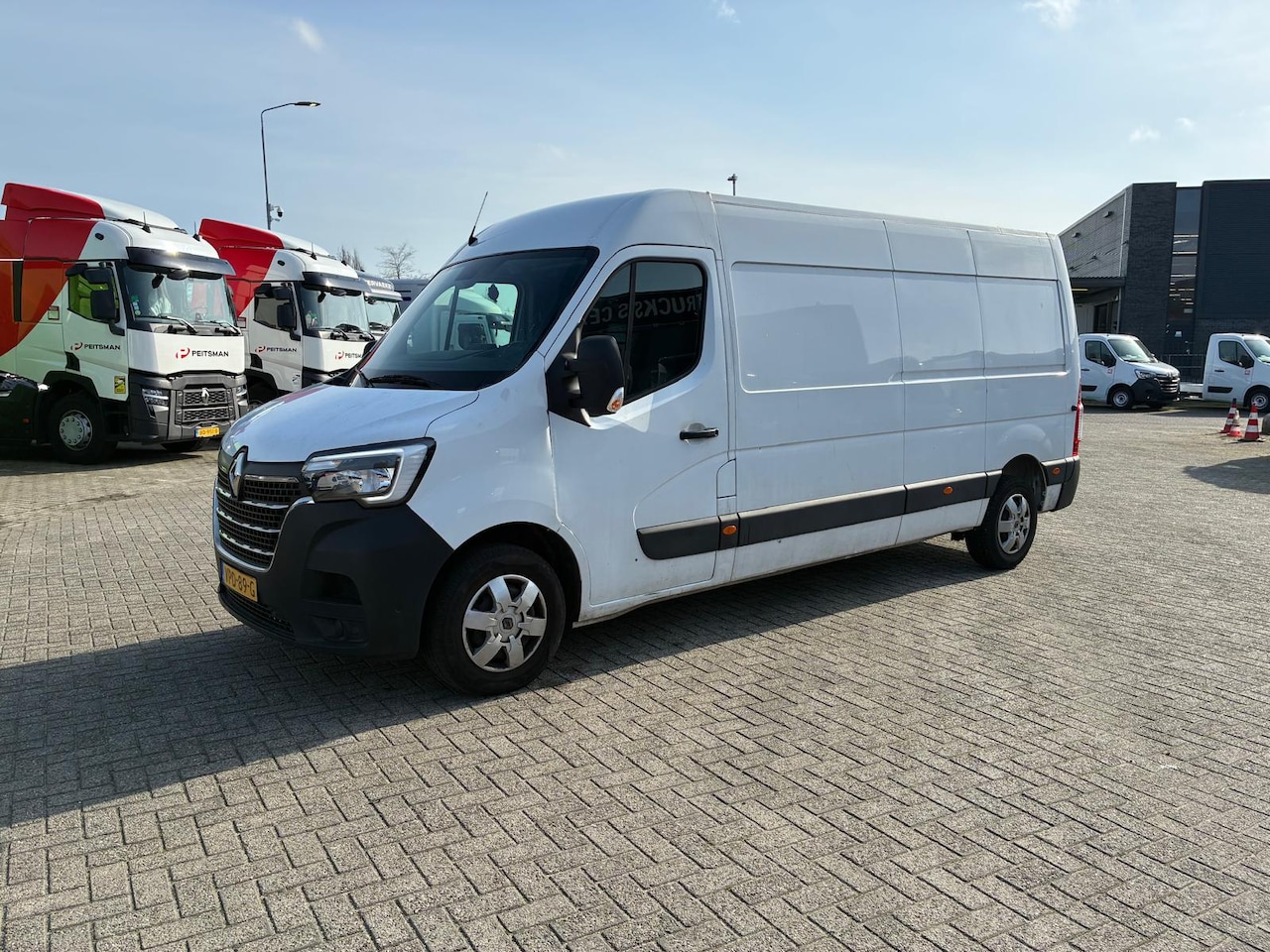 Renault Master - 135.35 L3 H2 FWD, Euro 6, Camera - AutoWereld.nl