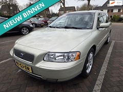Volvo V70 - 2.4 Edition I LEUKE AUTO RIJDT EN SCHAKELT GOED