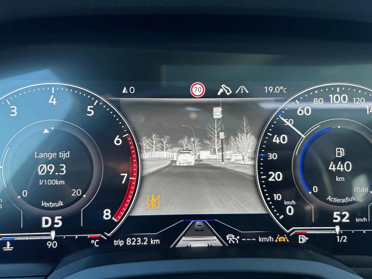 Volkswagen Touareg - 3.0 TSI R-Line TamarindBrown 360 cam pano trekhaak massage Night Vision luchtvering