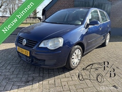 Volkswagen Polo - 1.4-16V Optive AIRCO PARKEERSENSOREN