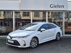 Toyota Corolla - Sedan 1.8 Hybrid Style | Parkeersensoren, Navigatie, Keyless