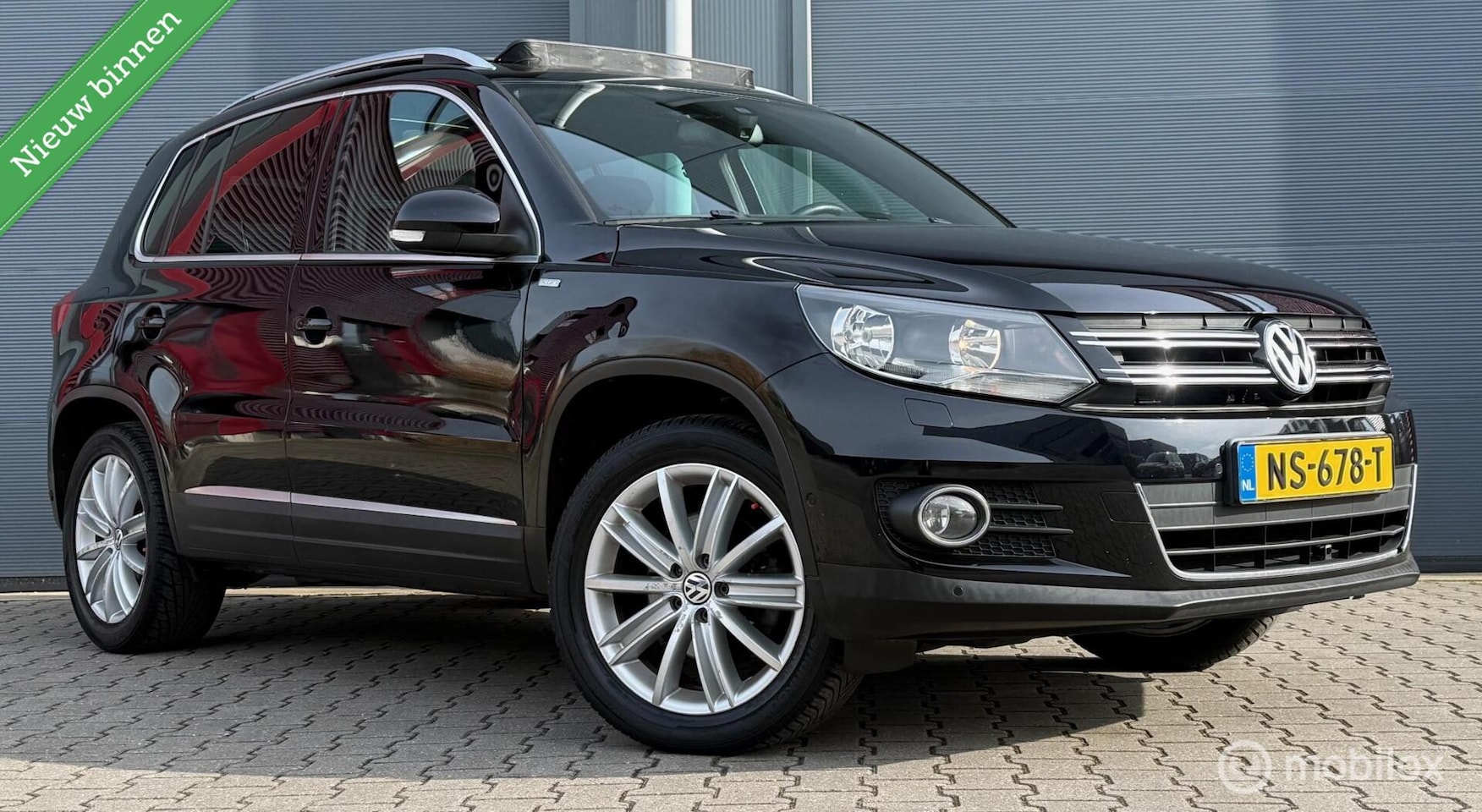 Volkswagen Tiguan - 1.4 TSI 160PK LIFE Pano.dak/Trekhaak/Winterpakket - AutoWereld.nl
