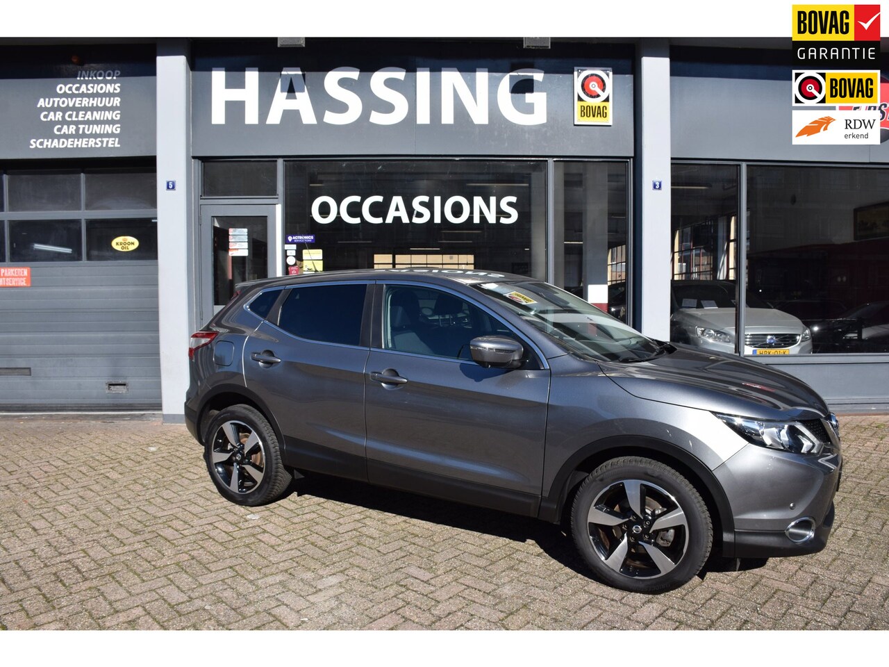 Nissan Qashqai - 1.2 N-Vision 1.2 N-Vision , Led, Navi, PDC , Multifunct. stuur, Climatronic, Lane-assist, 360' camera, - AutoWereld.nl