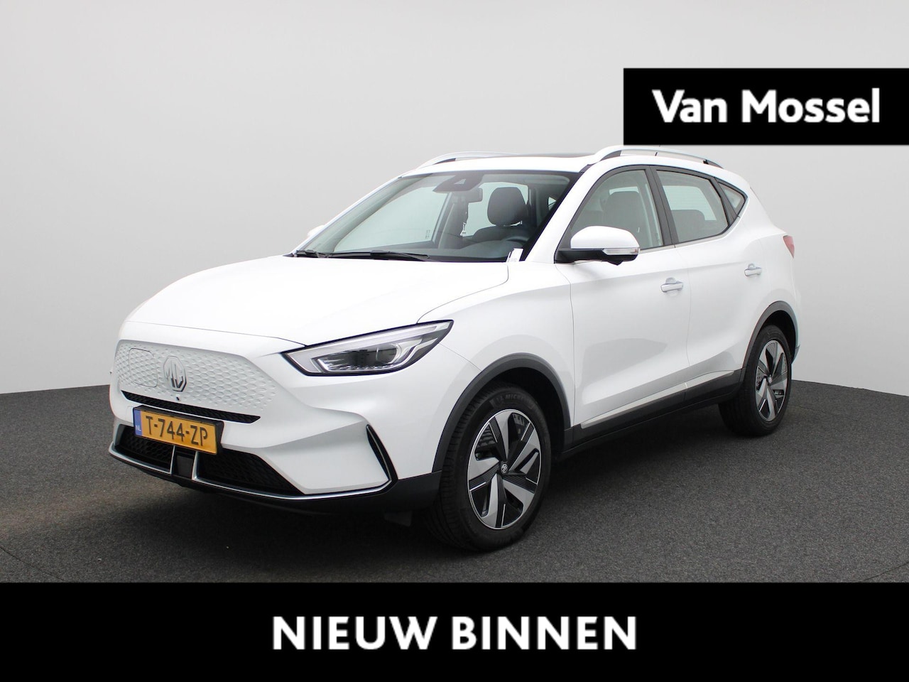 MG ZS - Standard Range Luxury 50 kWh | Panorama Dak | Camera | Leder | Elektrische Stoelen | - AutoWereld.nl