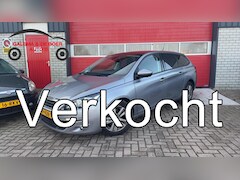 Peugeot 308 SW - 1.6 BlueHDI Blue Lease Executive Pack PANORAMADAK / CAMERA / NAVI / CLIMA / PDC / BLUETOOT