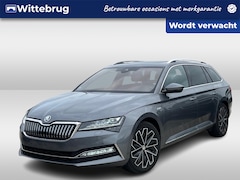 Skoda Superb Combi - 1.4 TSI iV DSG Business Laurin & Clement / Ledere bekleding / Panorama dak / Zwenkbare tre