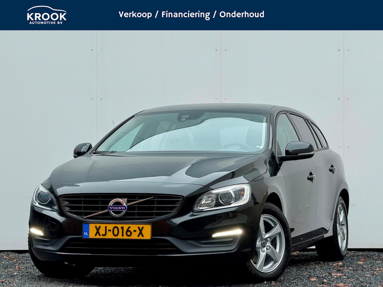 Volvo V60 - 2.0 D3 Momentum | 2016 | - AutoWereld.nl