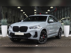 BMW X4 - xDrive20i High Executive M Sport Automaat / Trekhaak / Panoramadak / Sportstoelen / Comfor