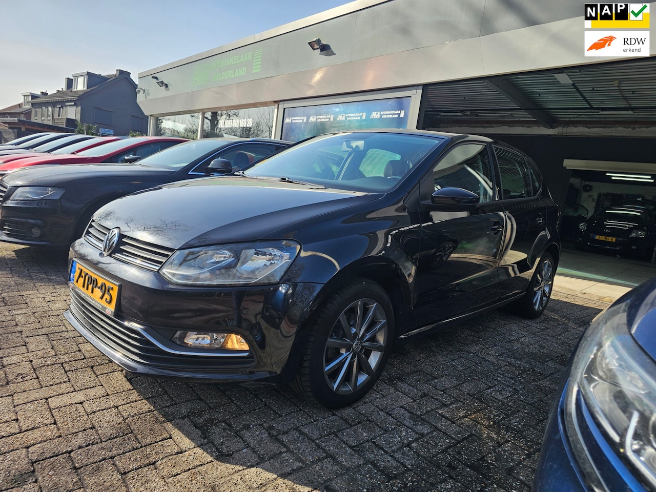 Volkswagen Polo - 1.2 TSI Comfortline | 12MND GARANTIE | AIRCO | CRUISE | NW APK | LMV | - AutoWereld.nl