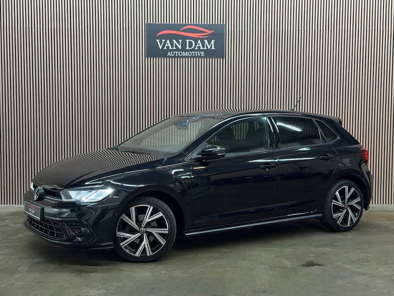 Volkswagen Polo - 1.0 TSI R-Line 2023 DSG LED VIRTUAL CRUISE - AutoWereld.nl