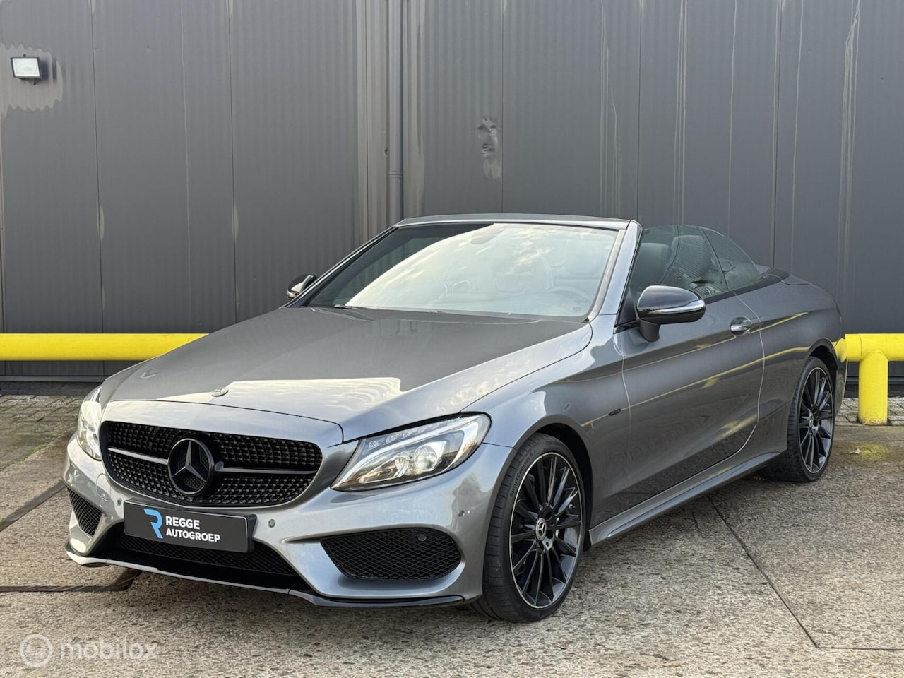 Mercedes-Benz C-klasse Cabrio - 200 AMG-Pakket Night Edition - AutoWereld.nl