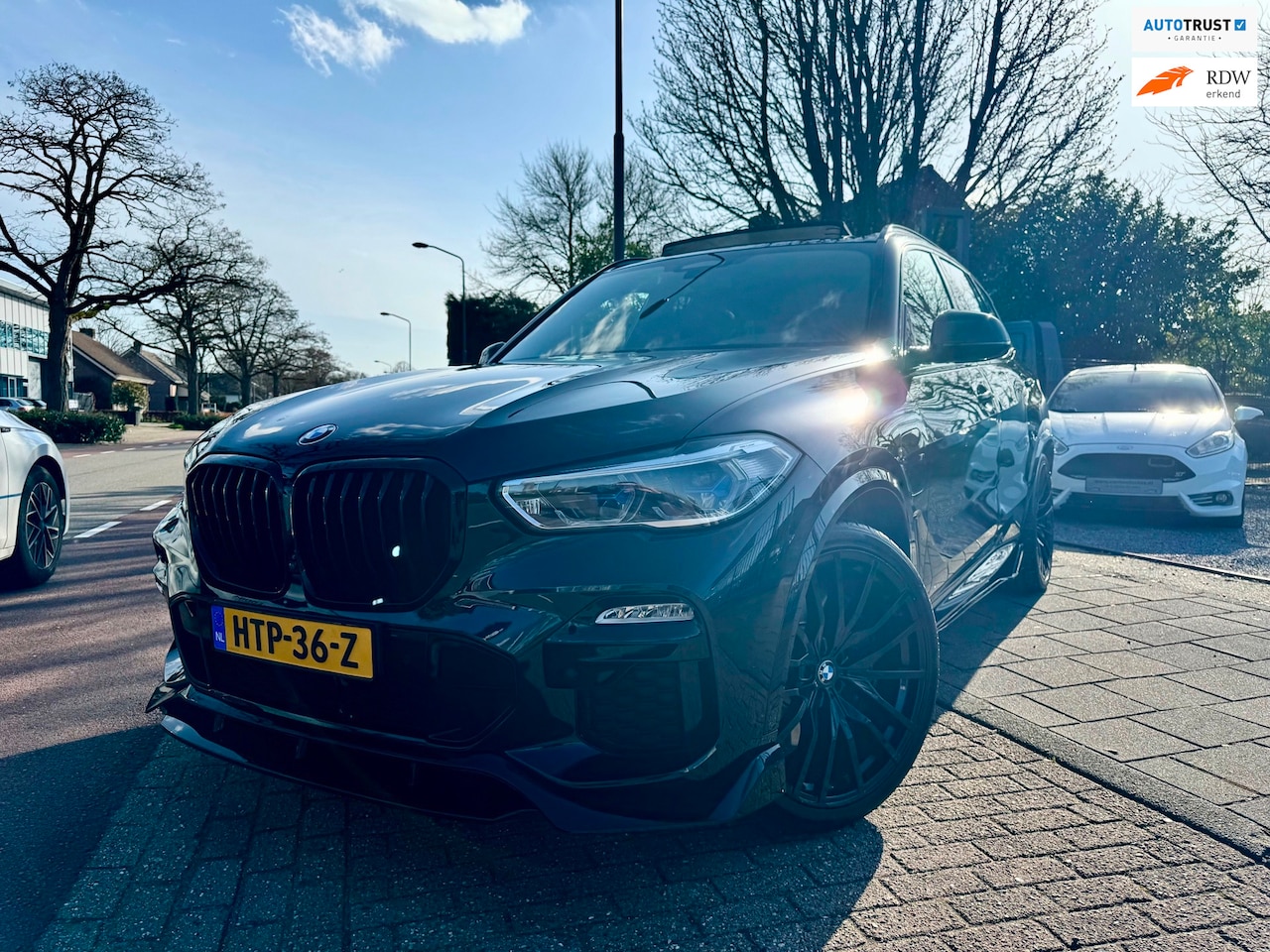 BMW X5 - XDrive45e M-Performance Laser 22” Skylounge - AutoWereld.nl