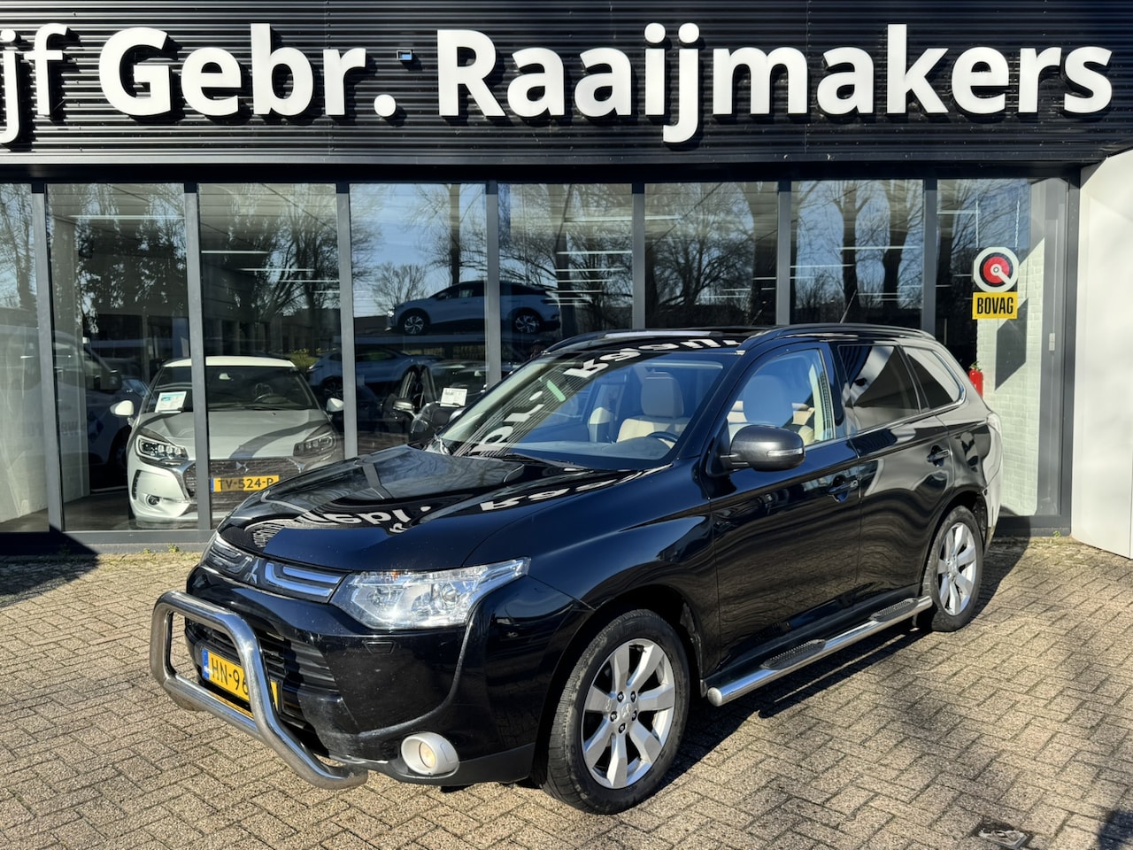 Mitsubishi Outlander - 2.2 DI-D Intense+ 4WD *7-persoons*Schuifdak*EXPORT./EX.BPM* - AutoWereld.nl