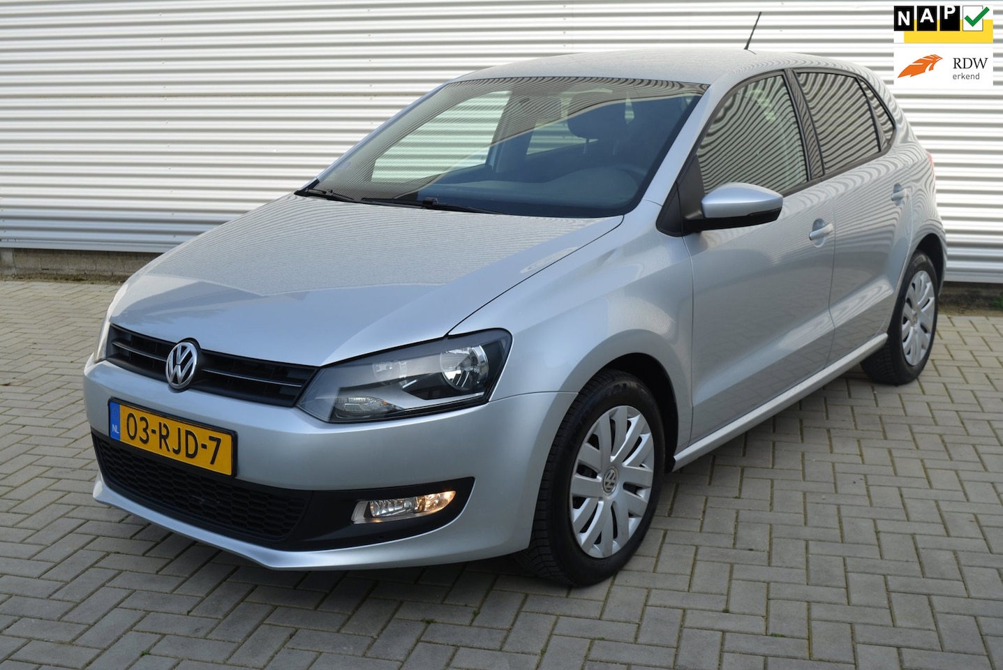Volkswagen Polo - 1.4-16V Comfortline | 5 Drs | Navigatie | Cruise | Airco | Trekhaak. - AutoWereld.nl