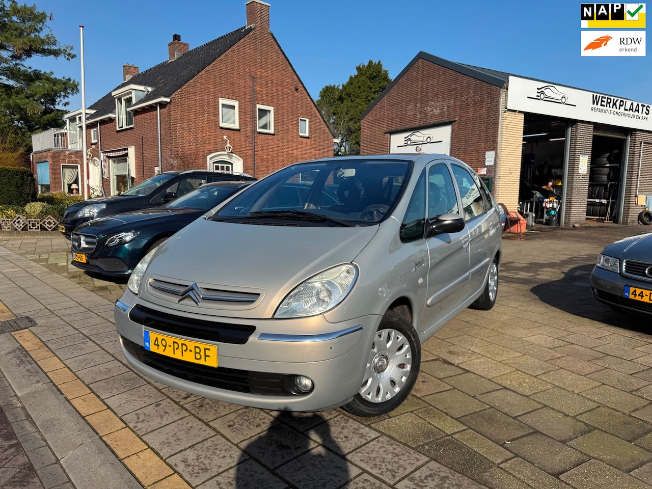 Citroën Xsara Picasso - 1.8i-16V MOMT VA DE 1E EIGENAAR AIRCO/CRUISE/CLIMA - AutoWereld.nl