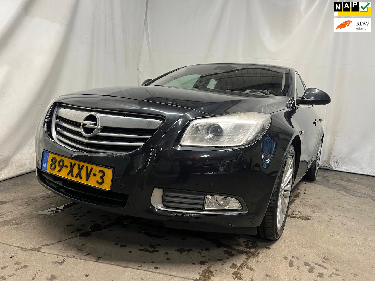 Opel Insignia - 2.0 CDTI EcoFLEX Cosmo - Front Schade - BPM - AutoWereld.nl