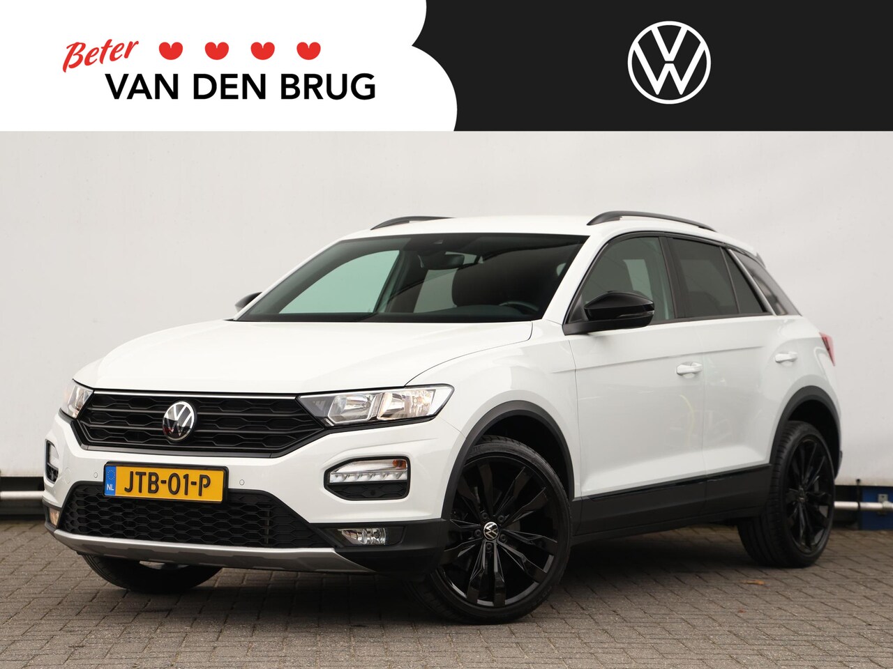 Volkswagen T-Roc - 1.5 TSI Sport 150 pk DSG | Afneembare trekhaak | Black Style | Navigatie via App-Connect | - AutoWereld.nl
