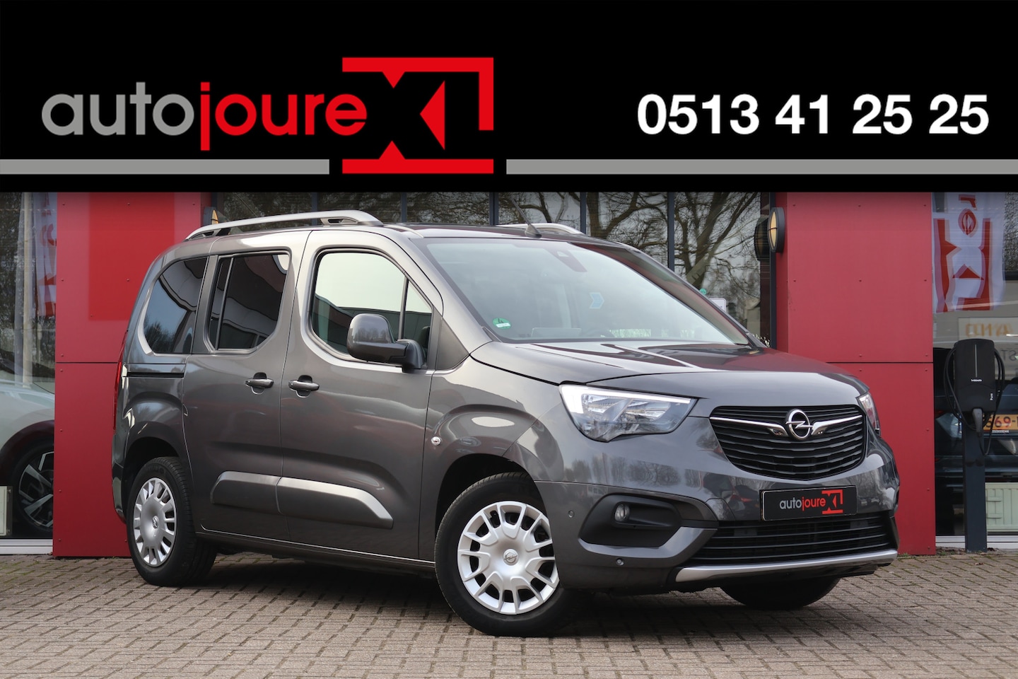 Opel Combo Tour - 1.2 Turbo L1H1 Edition | Panoramadak | Climate Control | Navigatie | PDC | - AutoWereld.nl