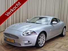 Jaguar XK - 4.2 V8 XKR Supercharged 417 PK Coupé / Compressor / Youngtimer