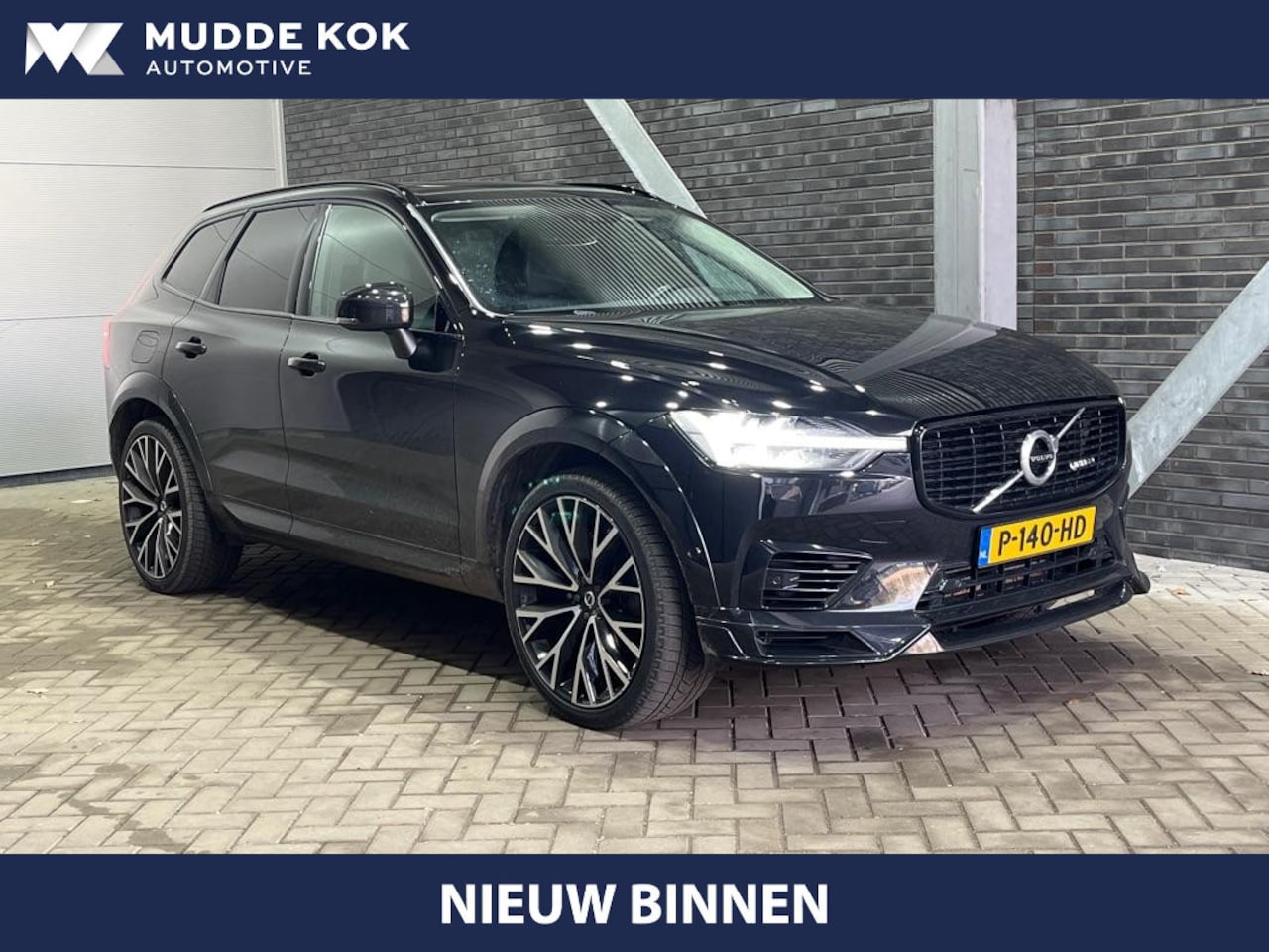 Volvo XC60 - T6 Recharge R-Design | HEICO SPORTIV | Panoramadak | ACC | 22 Inch | Stoel+Stuurverwarming - AutoWereld.nl