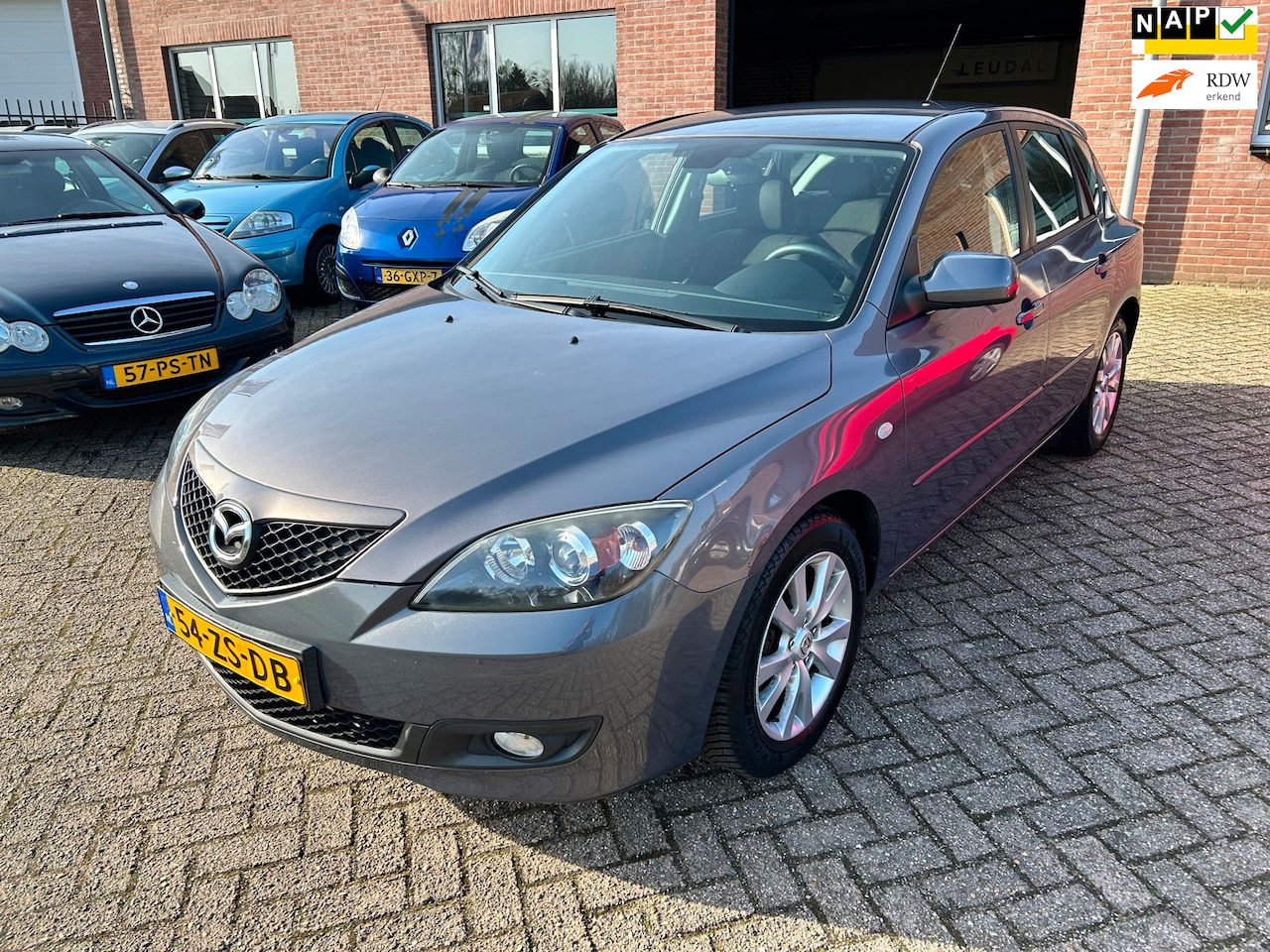 Mazda 3 - 1.6 S-VT Touring // CarPlay // Nieuwe APK - AutoWereld.nl