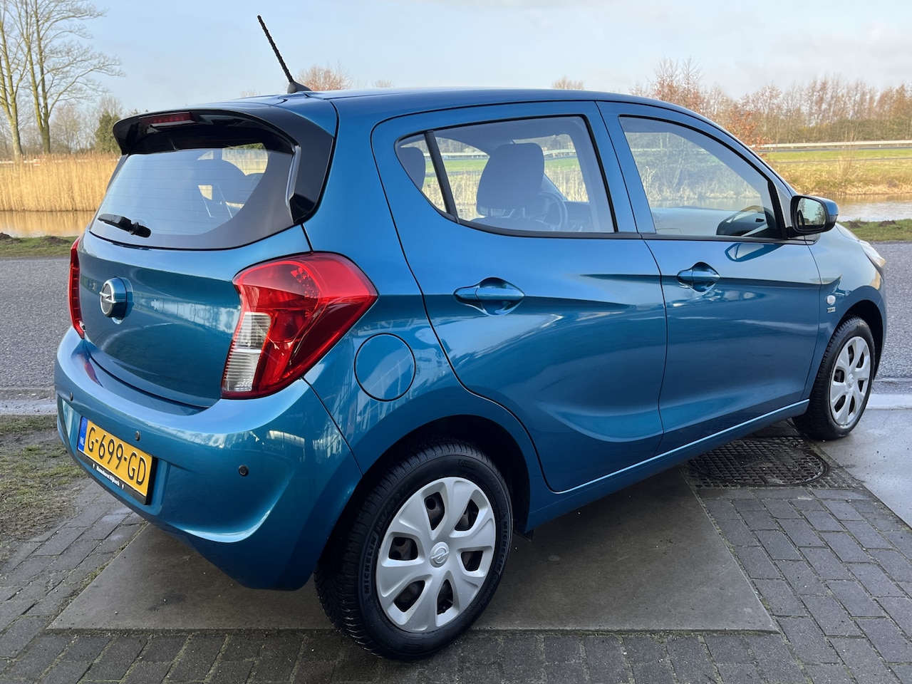 Opel Karl - 1.0 ecoFLEX 120 Jaar Edition / Airco / Cruise / Bluetooth / Elek Ramen V / - AutoWereld.nl