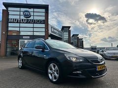 Opel Astra Sports Tourer - 1.4 Turbo GT NAP PDC 140PK Airco